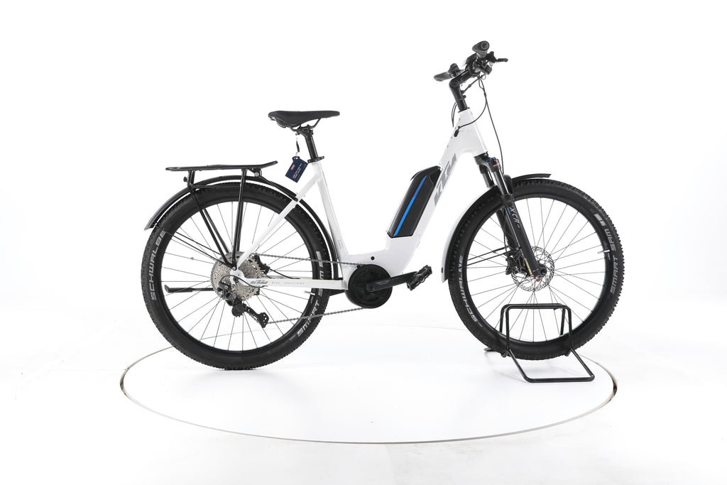 KTM Macina Aera P272 Trekking E-Bike Tiefeinsteiger - Image 1