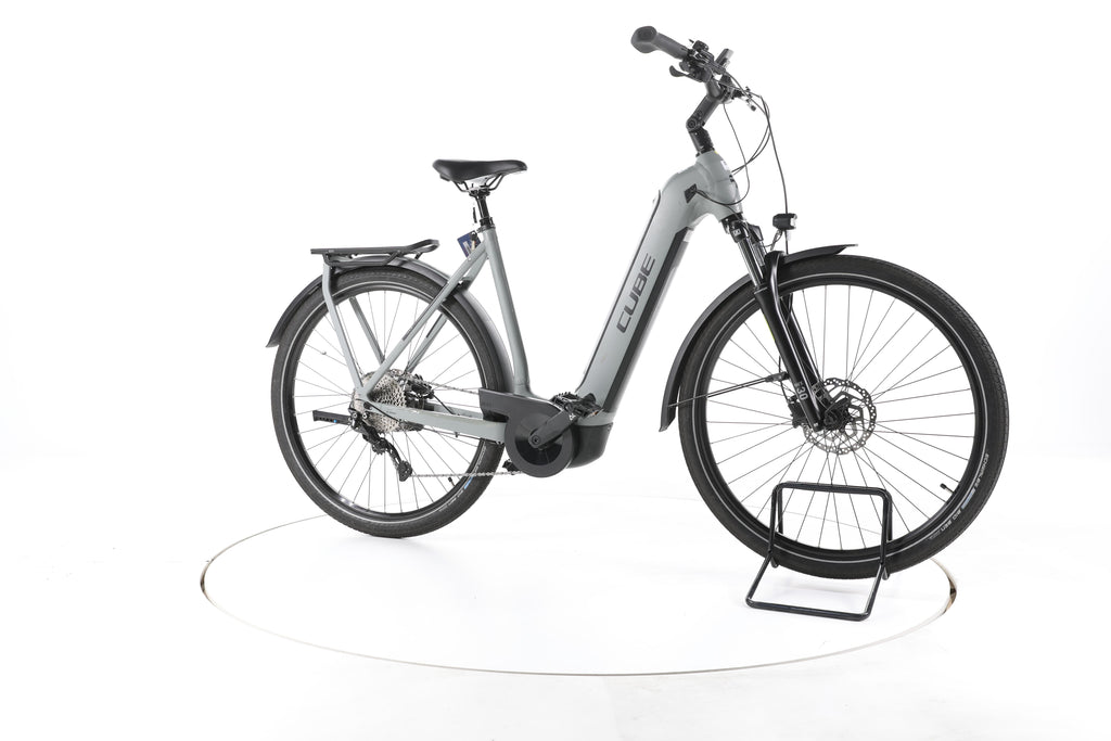 Cube Kathmandu Hybrid ONE Trekking E-Bike Tiefeinsteiger - Image 2