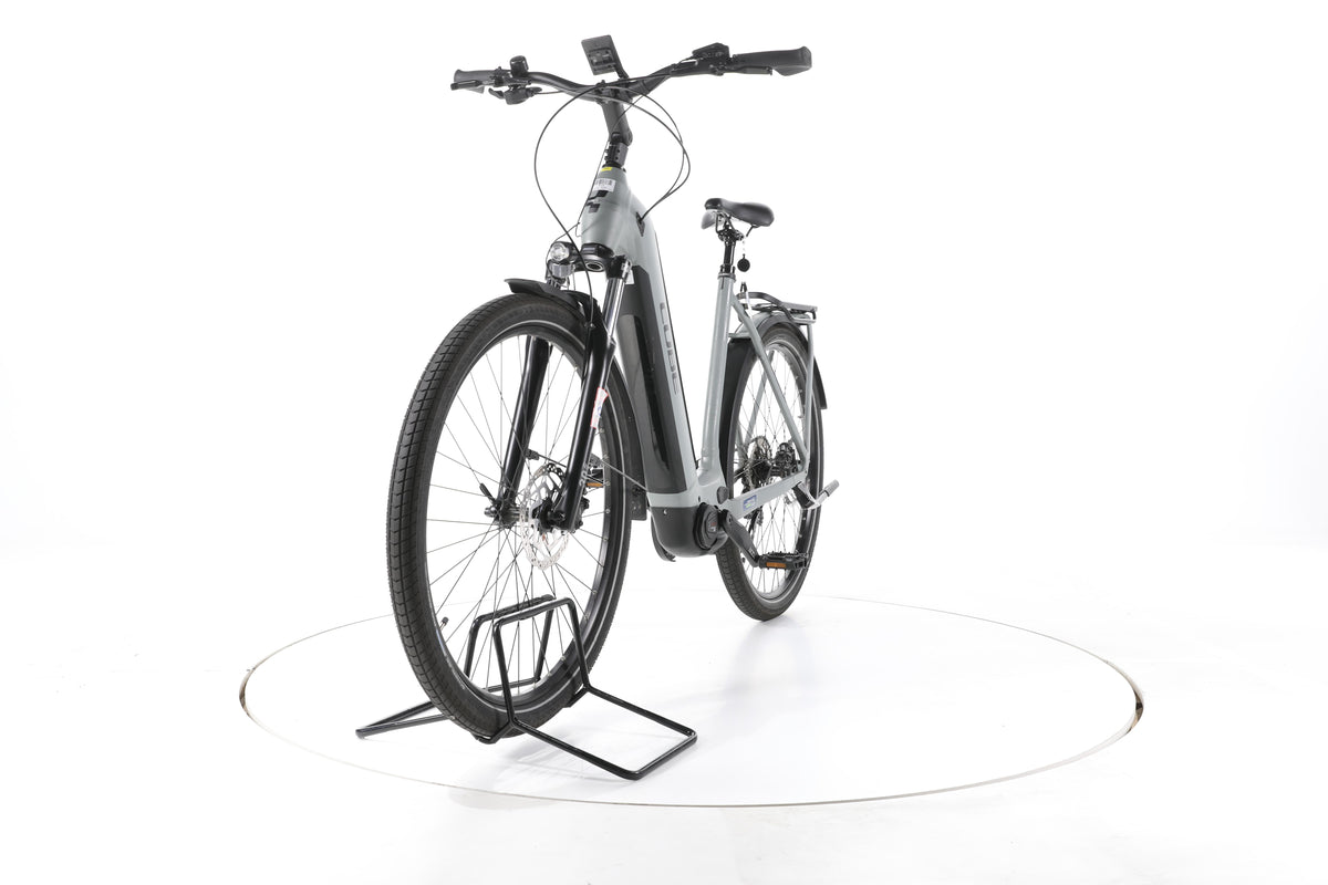 Cube Kathmandu Hybrid ONE Trekking E-Bike Tiefeinsteiger - Image 5