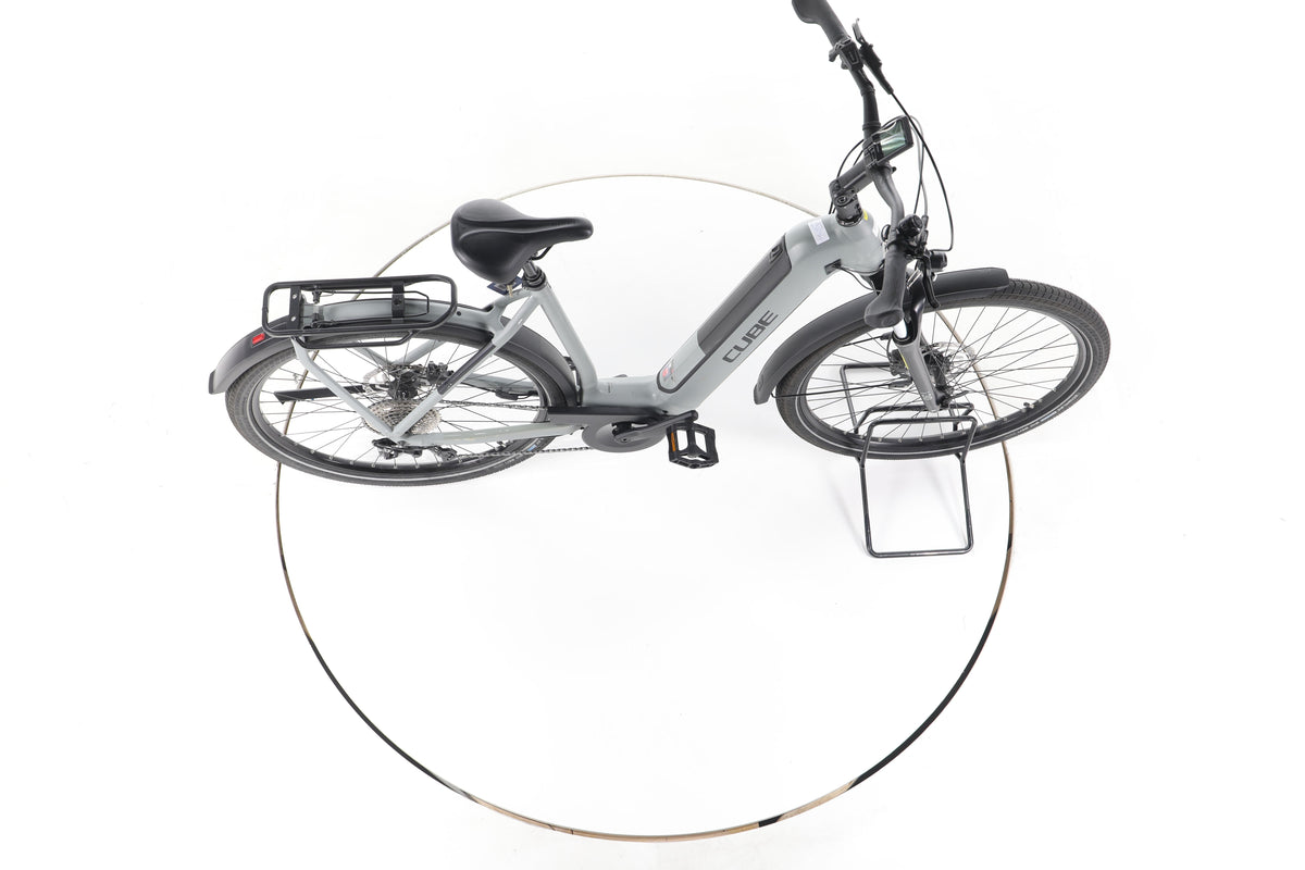 Cube Kathmandu Hybrid ONE Trekking E-Bike Tiefeinsteiger - Image 13