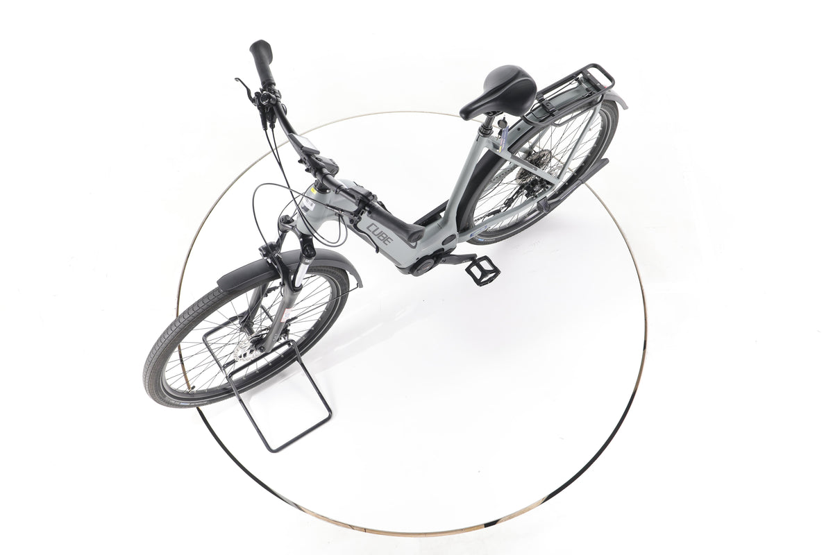 Cube Kathmandu Hybrid ONE Trekking E-Bike Tiefeinsteiger - Image 18