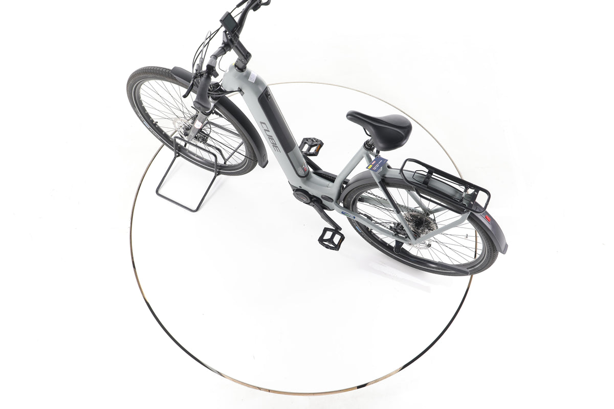 Cube Kathmandu Hybrid ONE Trekking E-Bike Tiefeinsteiger - Image 20