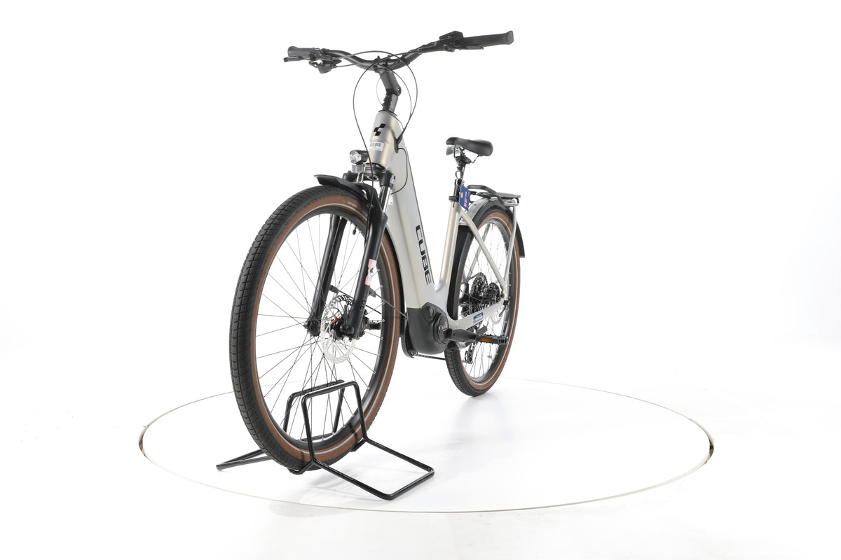 Cube Touring Hybrid Pro Trekking E-Bike Tiefeinsteiger - Image 5