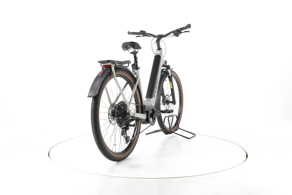 Cube Touring Hybrid Pro Trekking E-Bike Tiefeinsteiger - Image 11