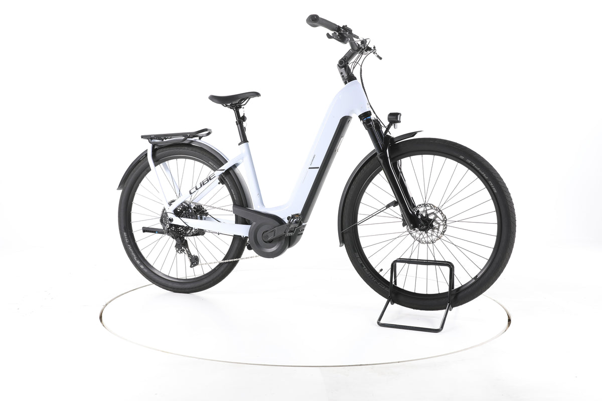 Cube Kathmandu Hybrid ONE Trekking E-Bike Tiefeinsteiger 2025 - Image 2
