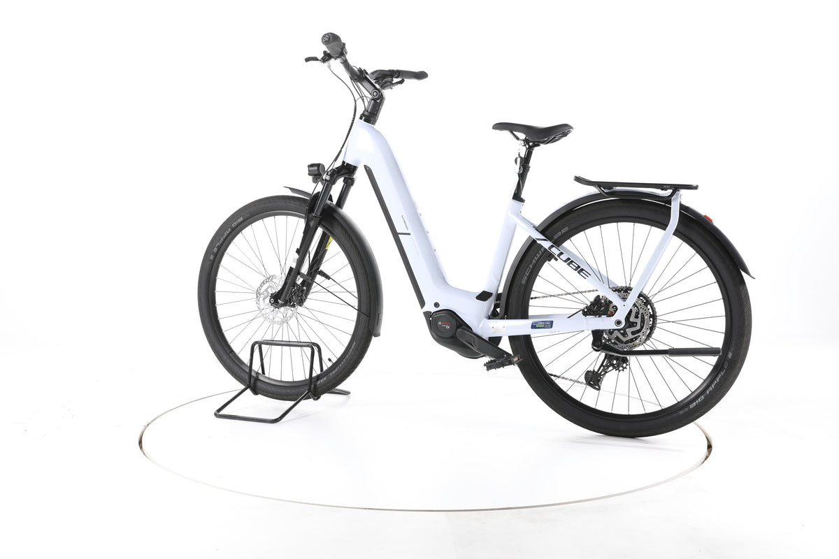 Cube Kathmandu Hybrid ONE Trekking E-Bike Tiefeinsteiger 2025 - Image 8