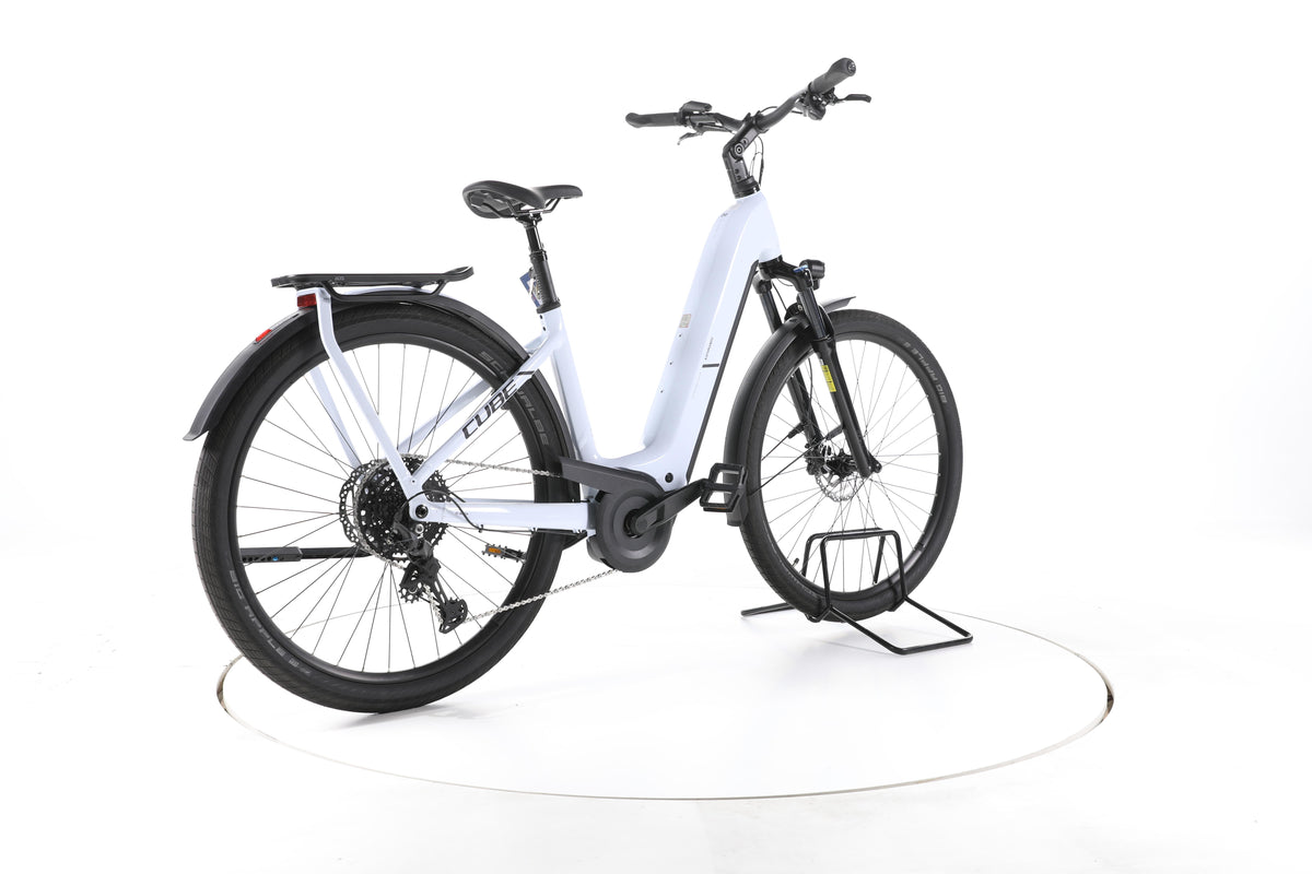 Cube Kathmandu Hybrid ONE Trekking E-Bike Tiefeinsteiger 2025 - Image 12