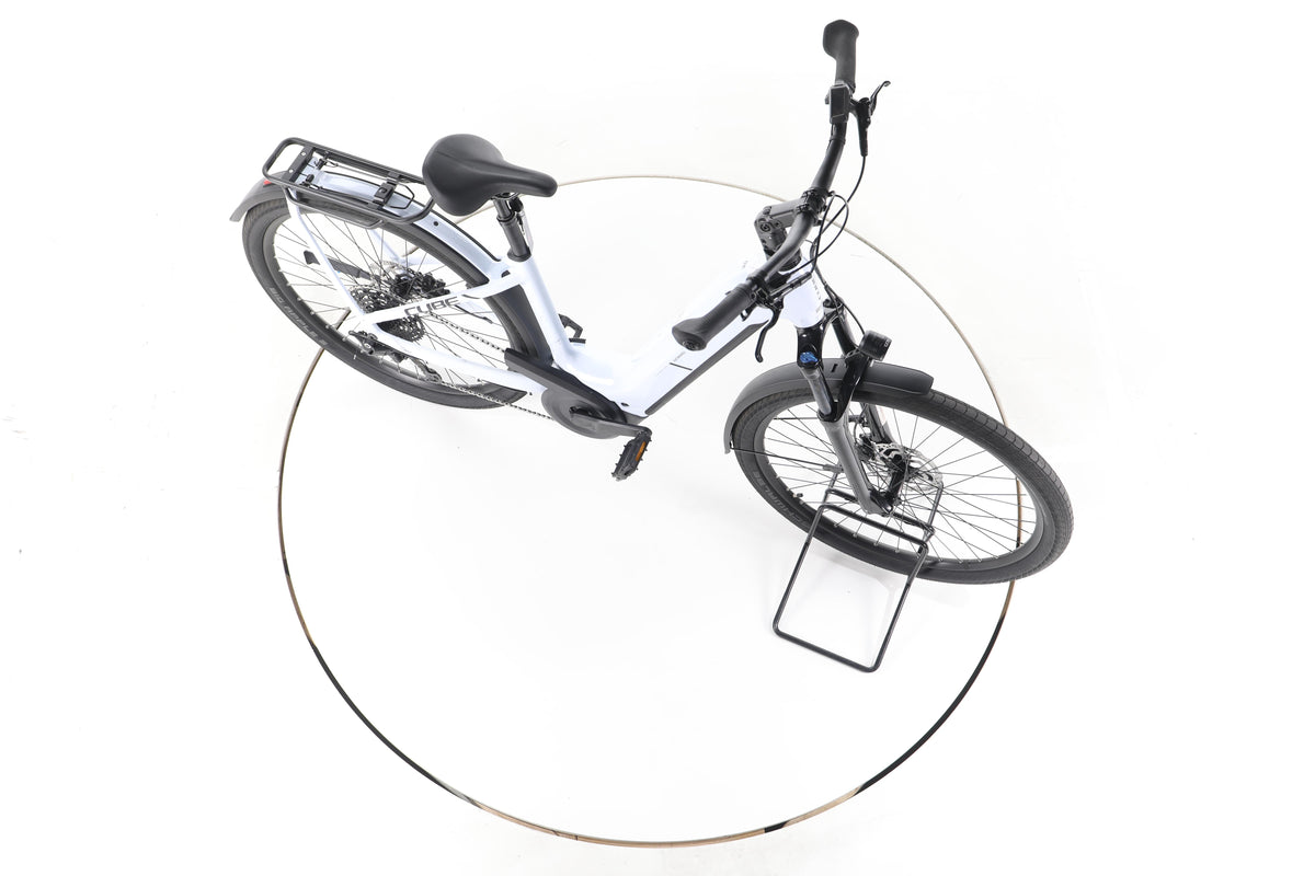 Cube Kathmandu Hybrid ONE Trekking E-Bike Tiefeinsteiger 2025 - Image 14