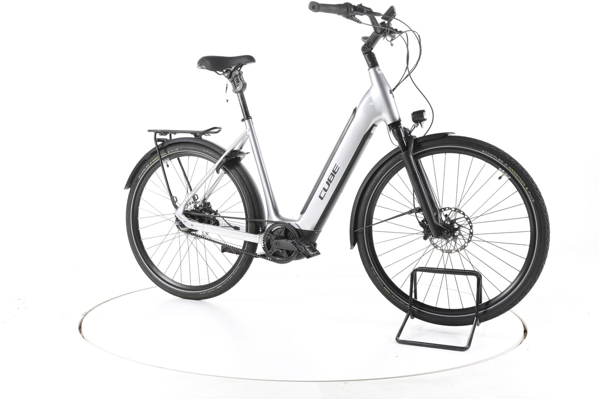 Cube Supreme Hybrid SLX Trekking E-Bike Tiefeinsteiger - Image 2