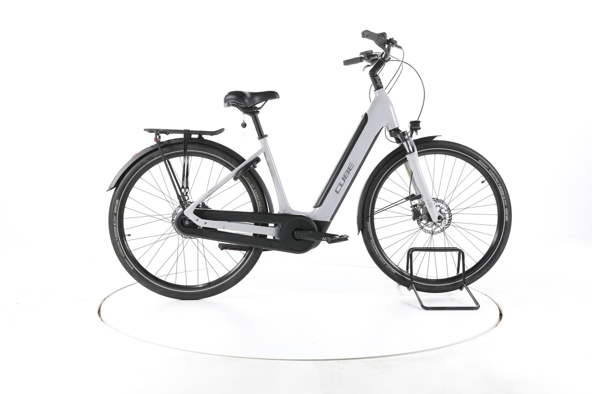 Cube Supreme Hybrid ONE City E-Bike Tiefeinsteiger - Image 1