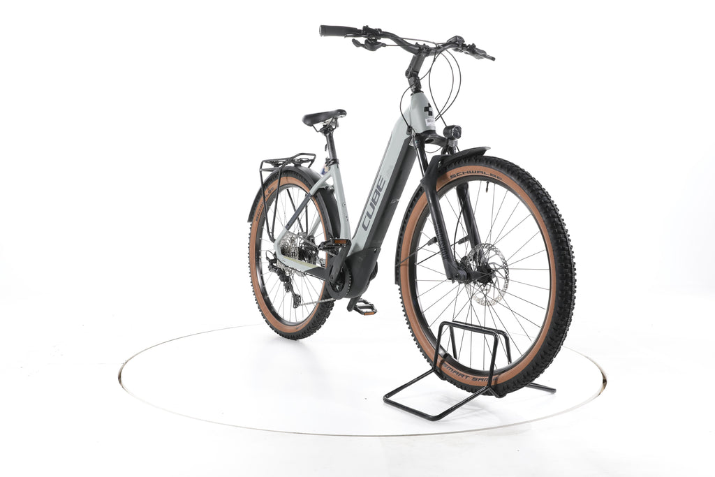 Cube Reaction Hybrid Race Trekking E-Bike Tiefeinsteiger - Image 3