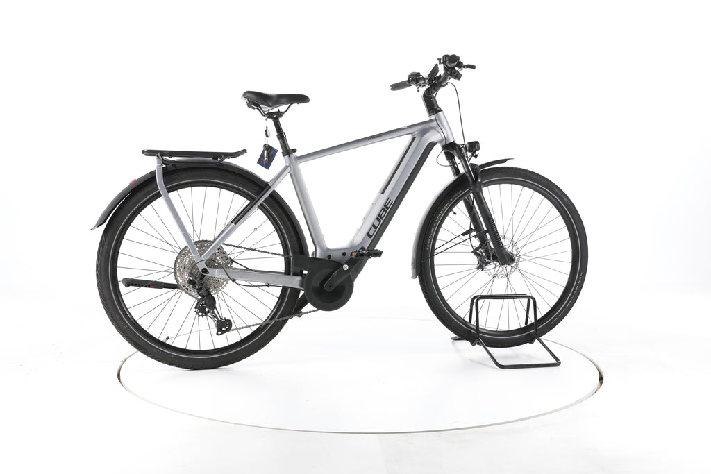 Cube Kathmandu Hybrid SLX Trekking E-Bike - Image 1