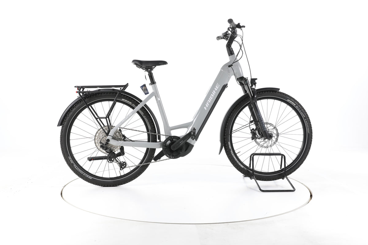 Haibike Trekking 7 Trekking E-Bike Tiefeinsteiger - Image 1