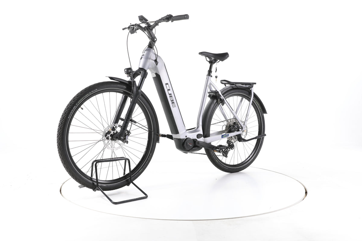 Cube Kathmandu Hybrid SLX Trekking E-Bike Tiefeinsteiger - Image 6