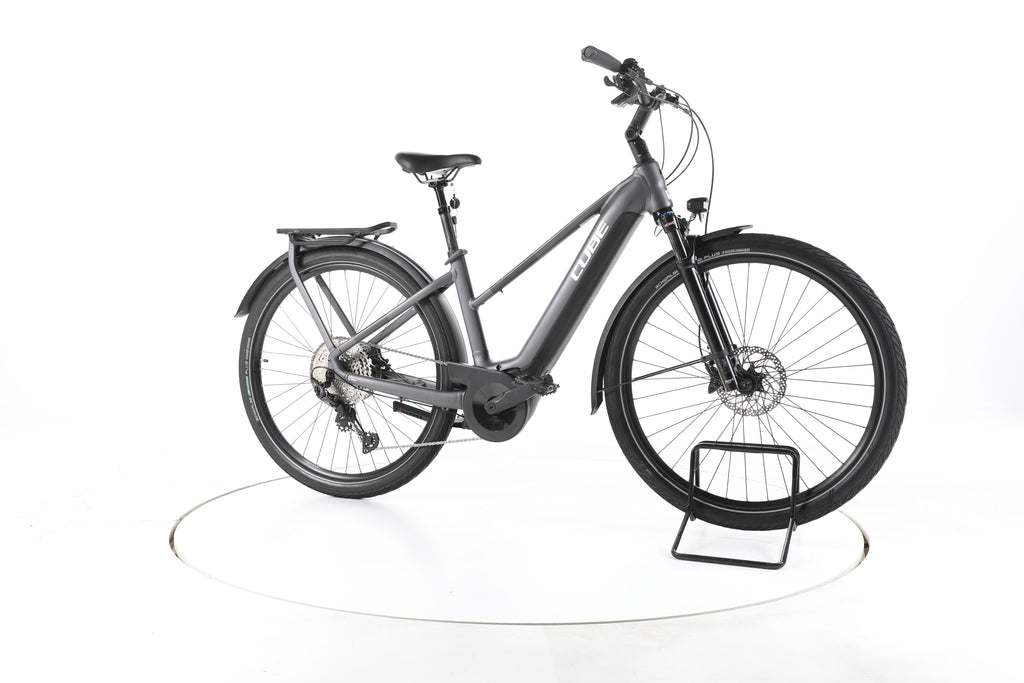 Cube Touring Hybrid EXC Trekking E-Bike - Image 2