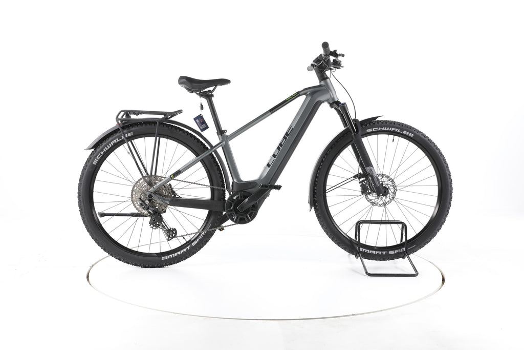Cube Reaction Hybrid Pro Trekking E-Bike - Image 1