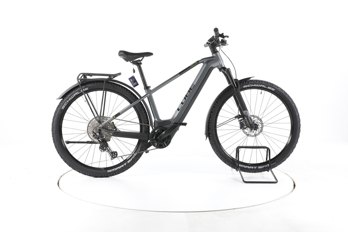 Cube Reaction Hybrid Pro Trekking E-Bike - Image 1