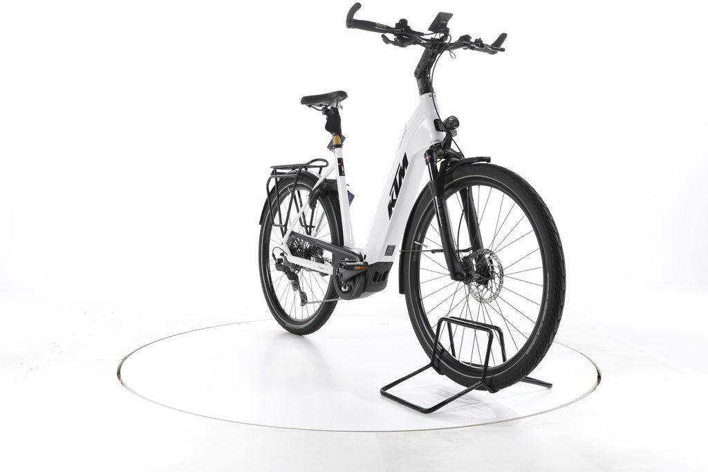KTM Cento 10 Plus Trekking E-Bike Tiefeinsteiger 2025 - Image 3