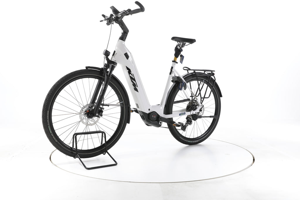 KTM Cento 10 Plus Trekking E-Bike Tiefeinsteiger 2025 - Image 6