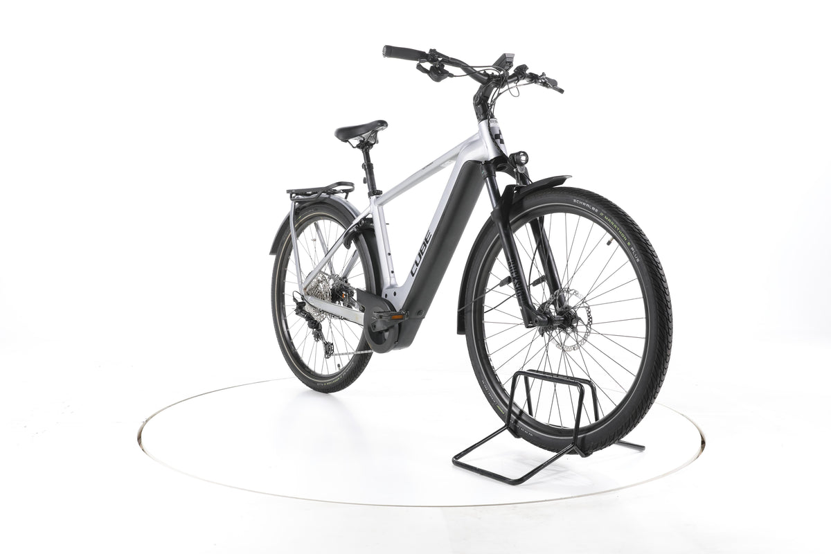 Cube Kathmandu Hybrid SLX Trekking E-Bike - Image 3