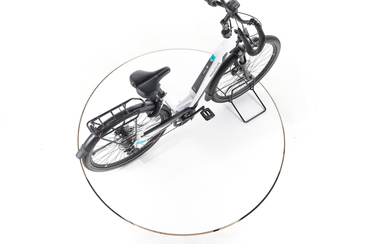 Pegasus Evo Lite 10 Comfort Trekking E-Bike Tiefeinsteiger - Image 24