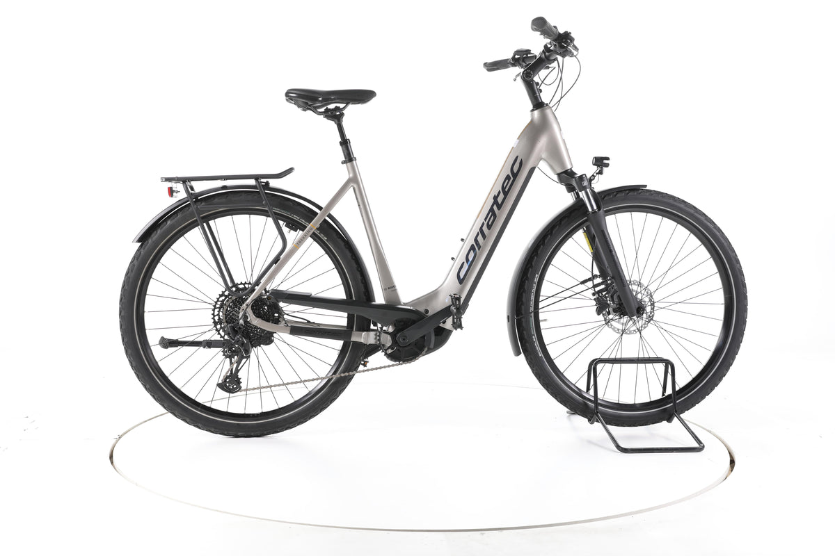 Corratec E-Power Trekking Trekking E-Bike Tiefeinsteiger - Image 1
