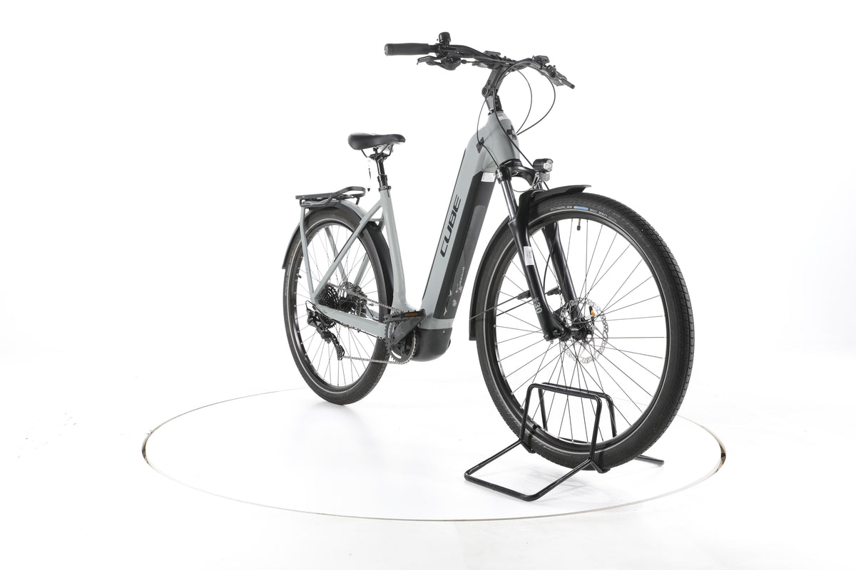 Cube Kathmandu Hybrid ONE Trekking E-Bike Tiefeinsteiger - Image 3