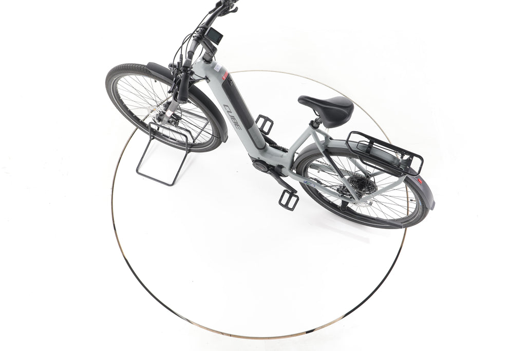 Cube Kathmandu Hybrid ONE Trekking E-Bike Tiefeinsteiger - Image 20
