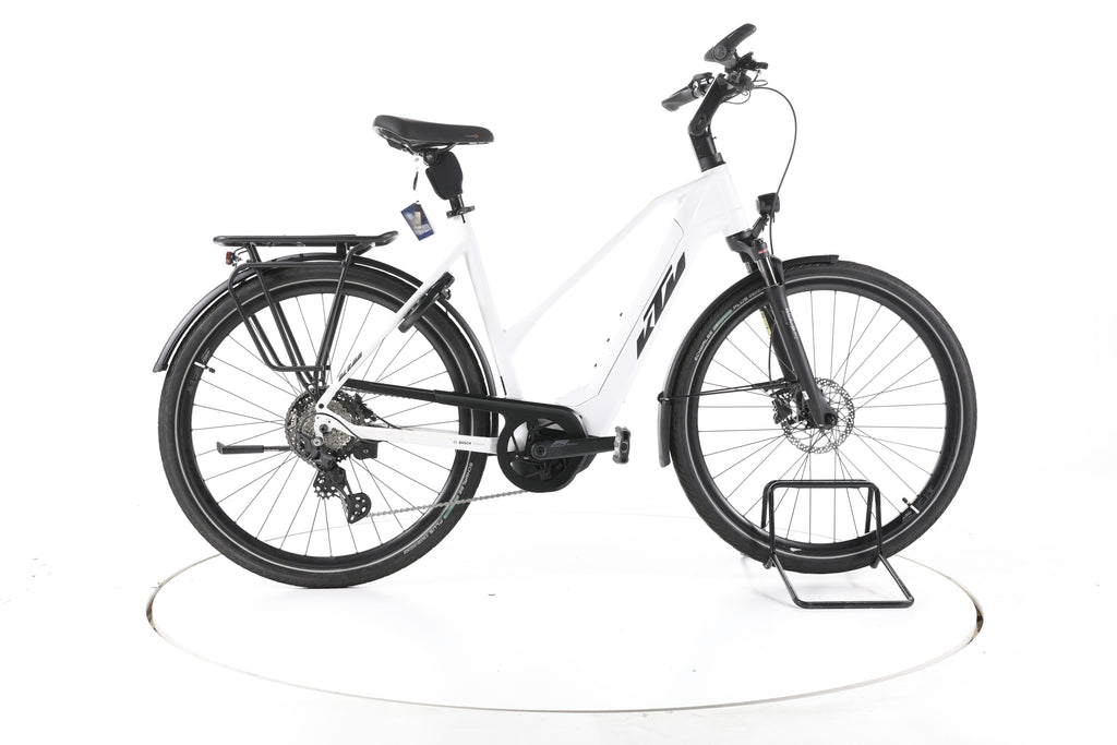 KTM Cento 10 Plus Trekking E-Bike - Image 1