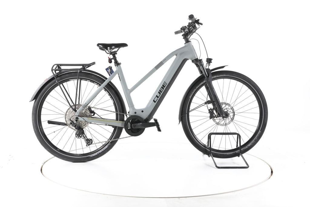 Cube Nuride Hybrid SLX Trekking E-Bike - Image 1