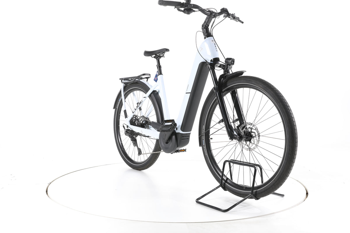 Cube Kathmandu Hybrid One Trekking E-Bike Tiefeinsteiger 2025 - Image 3