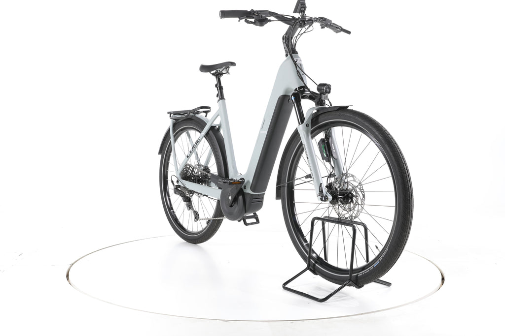 Cube Kathmandu Hybrid Trekking E-Bike Tiefeinsteiger 2025 - Image 3