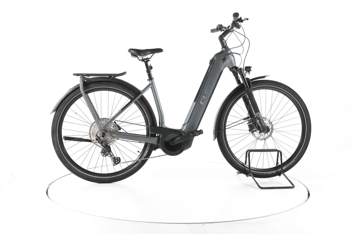 Cube Kathmandu Hybrid Pro 750 Trekking E-Bike Tiefeinsteiger - Image 1
