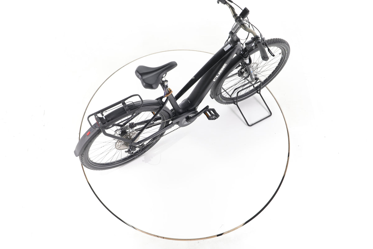 Cube Touring Hybrid Pro 625 Trekking E-Bike - Image 24