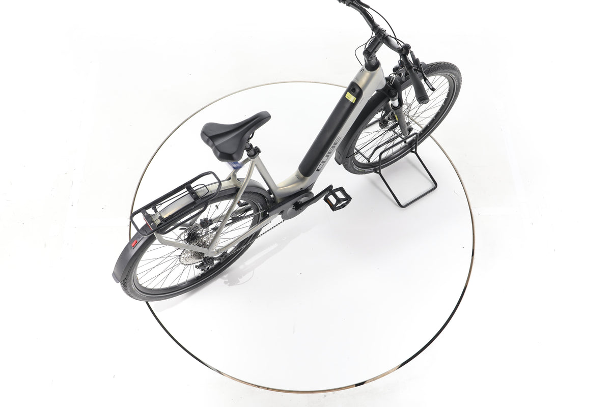 Cube Touring Hybrid Pro 625 Trekking E-Bike Tiefeinsteiger - Image 24