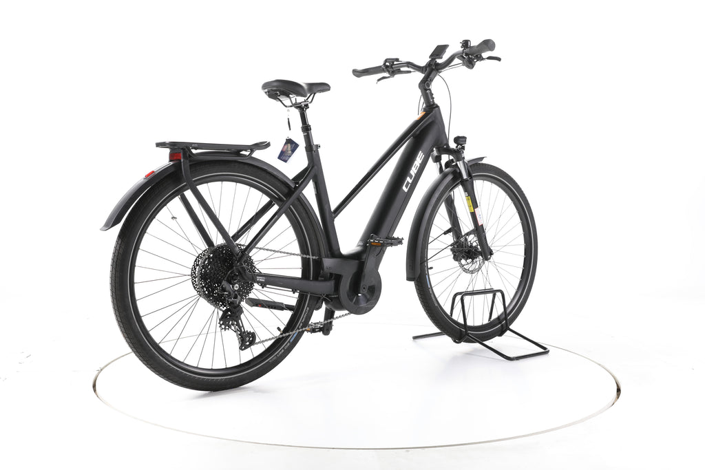 Cube Touring Hybrid Pro Trekking E-Bike - Image 12