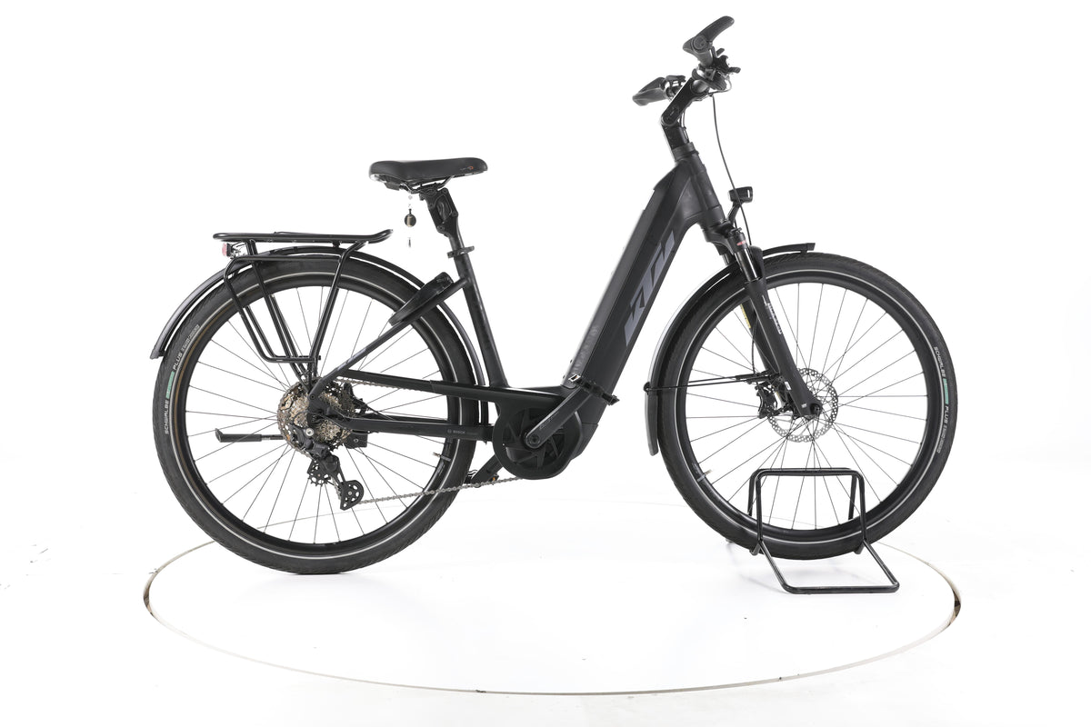 KTM Macina Style 730 Trekking E-Bike Tiefeinsteiger - Image 1