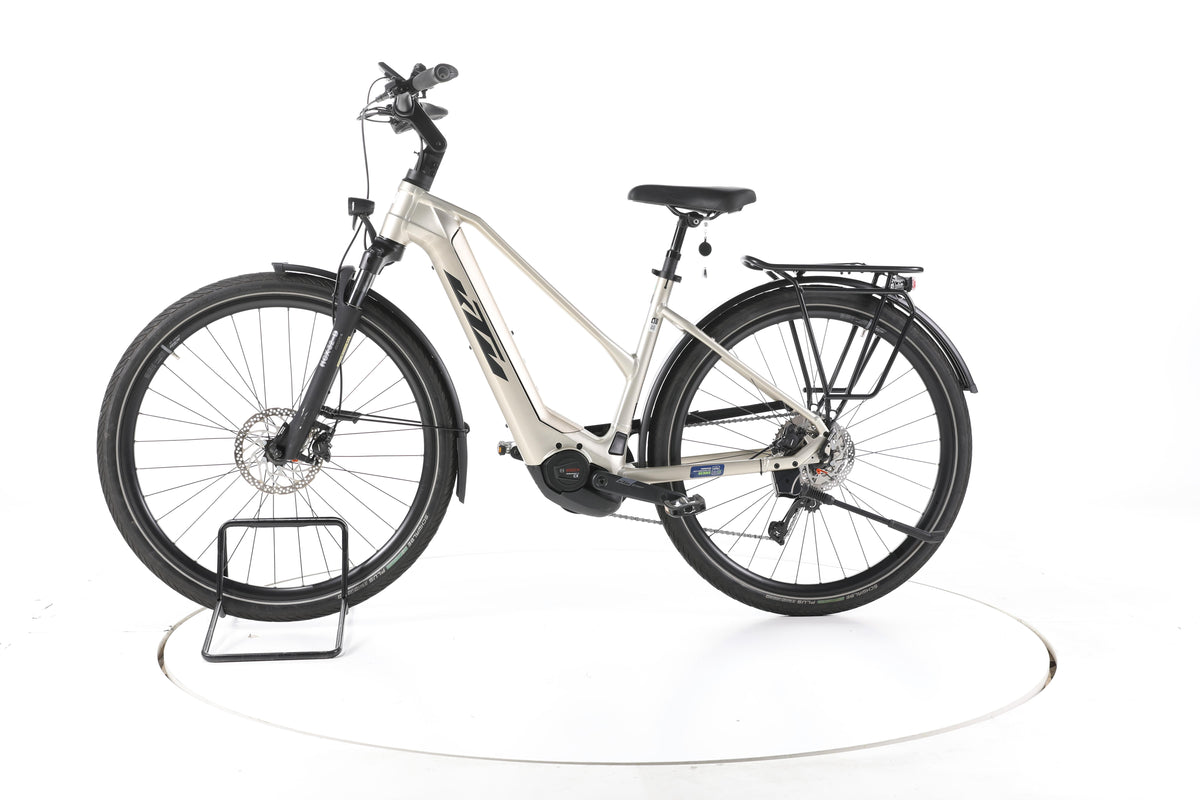 KTM Macina Style 740 Trekking E-Bike - Image 7