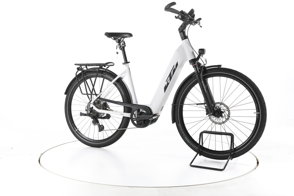 KTM Cento 10 Plus Trekking E-Bike Tiefeinsteiger - Image 2