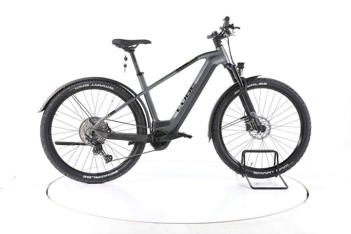 Cube Reaction Hybrid Pro Trekking E-Bike - Image 1