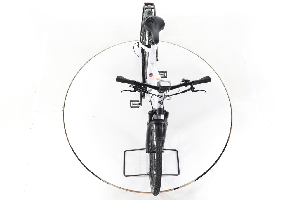 Carver Route E.520 Trekking E-Bike - Image 16