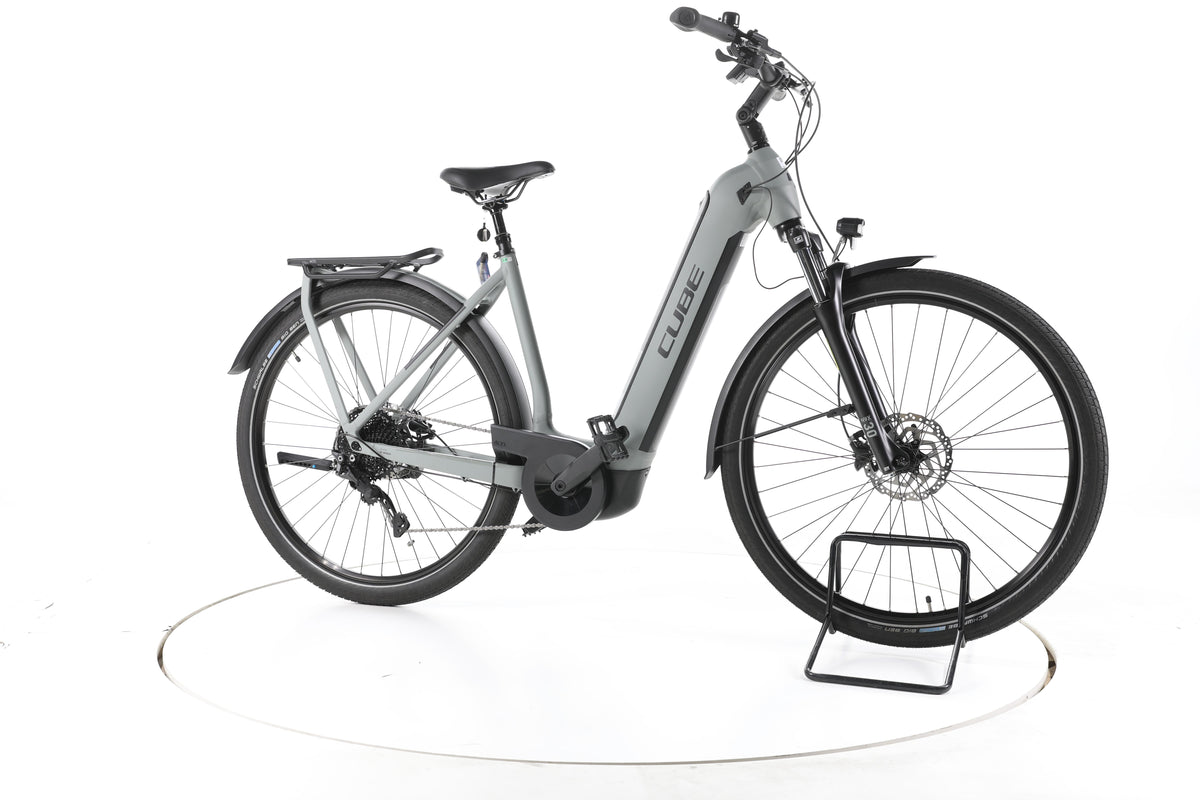Cube Kathmandu Hybrid ONE Trekking E-Bike Tiefeinsteiger - Image 2