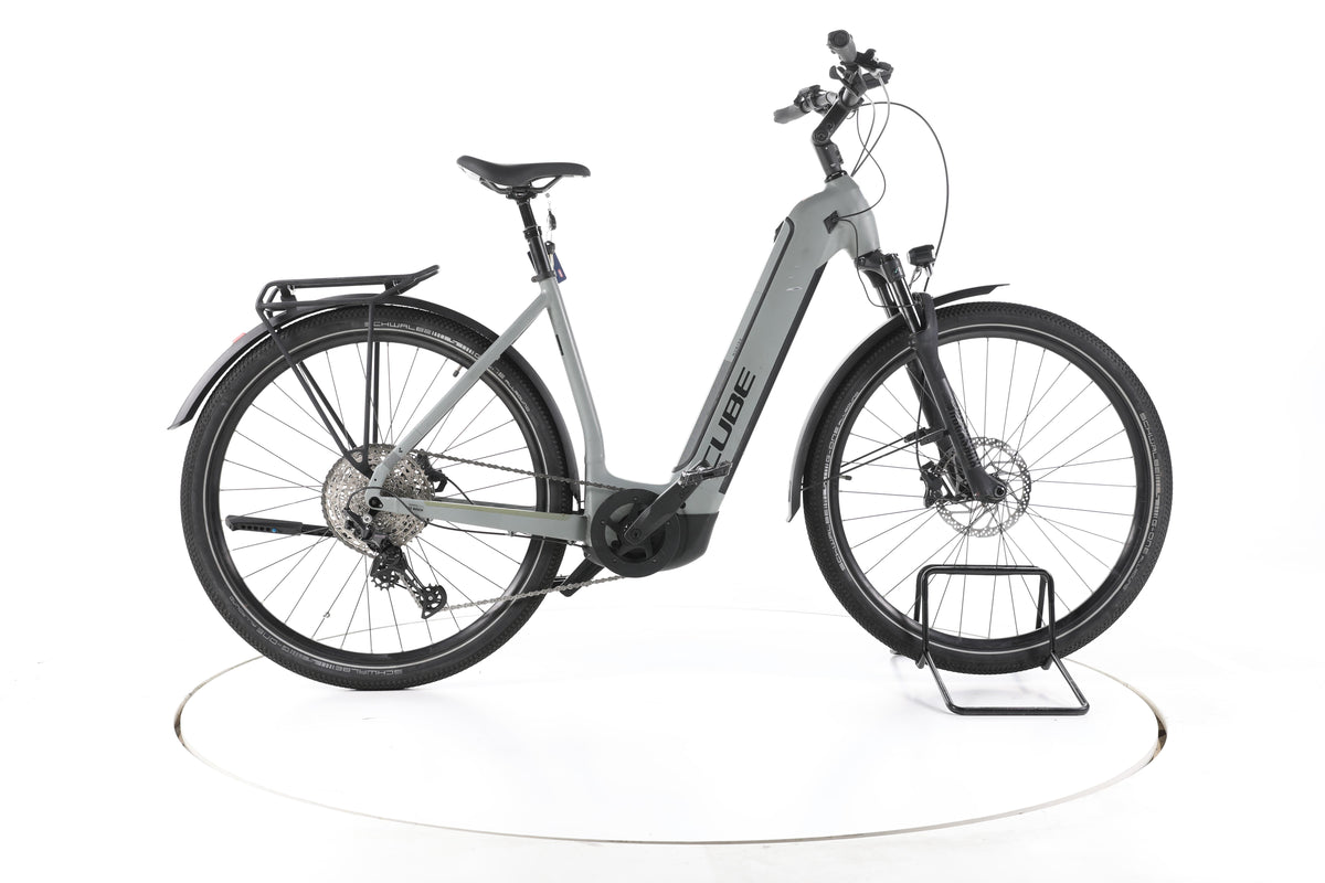 Cube Nuride Hybrid SLX Trekking E-Bike Tiefeinsteiger - Image 1