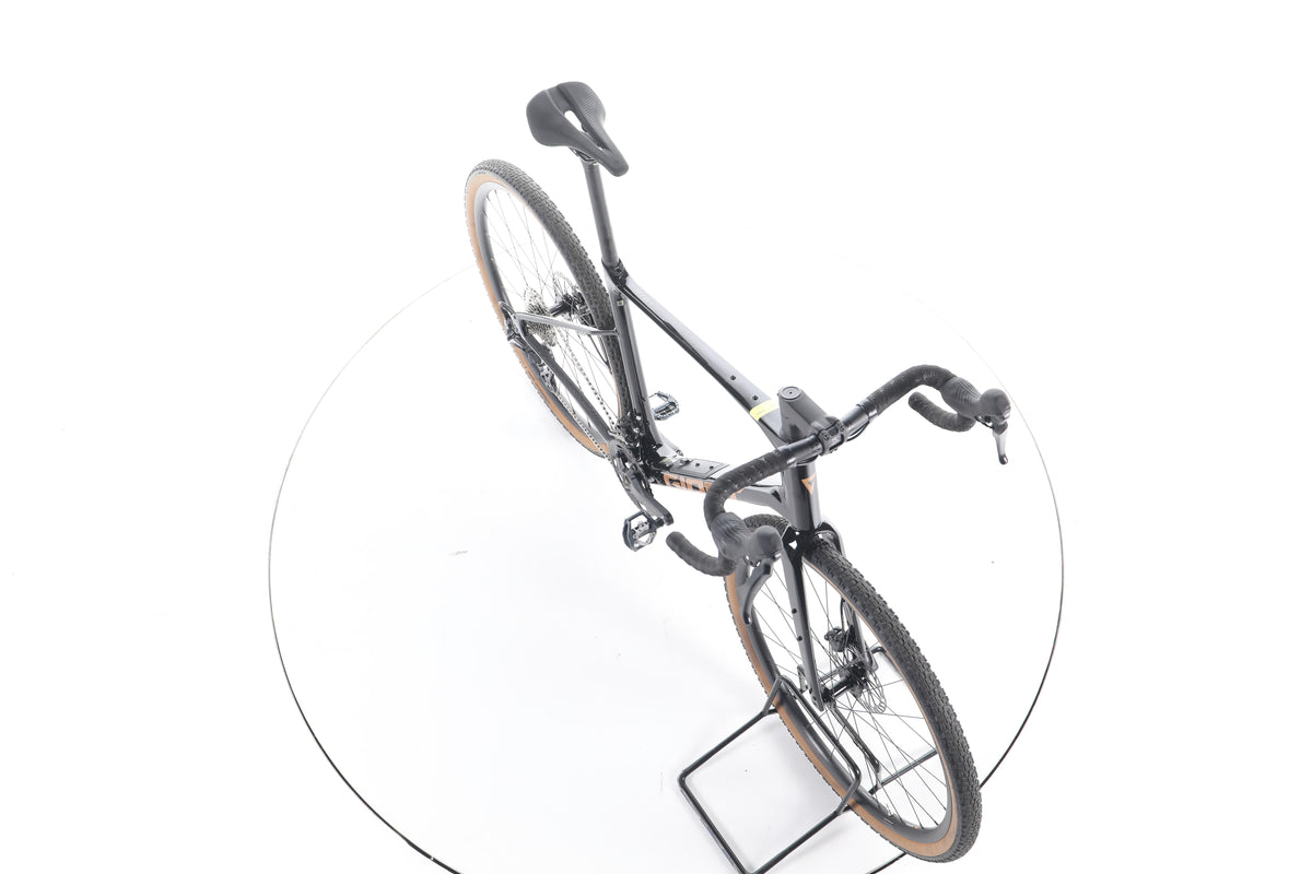 Giant Revolt Advanced 2 Gravelbike Carbon 2025 - Image 15