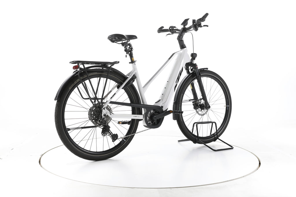 KTM Cento 10 Plus Trekking E-Bike 2024 - Image 12