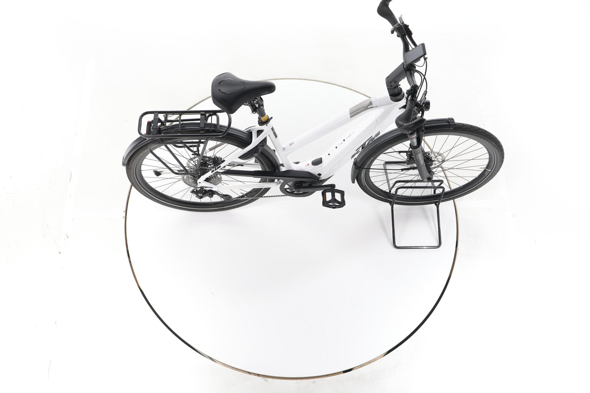 KTM Cento 10 Plus Trekking E-Bike 2024 - Image 13