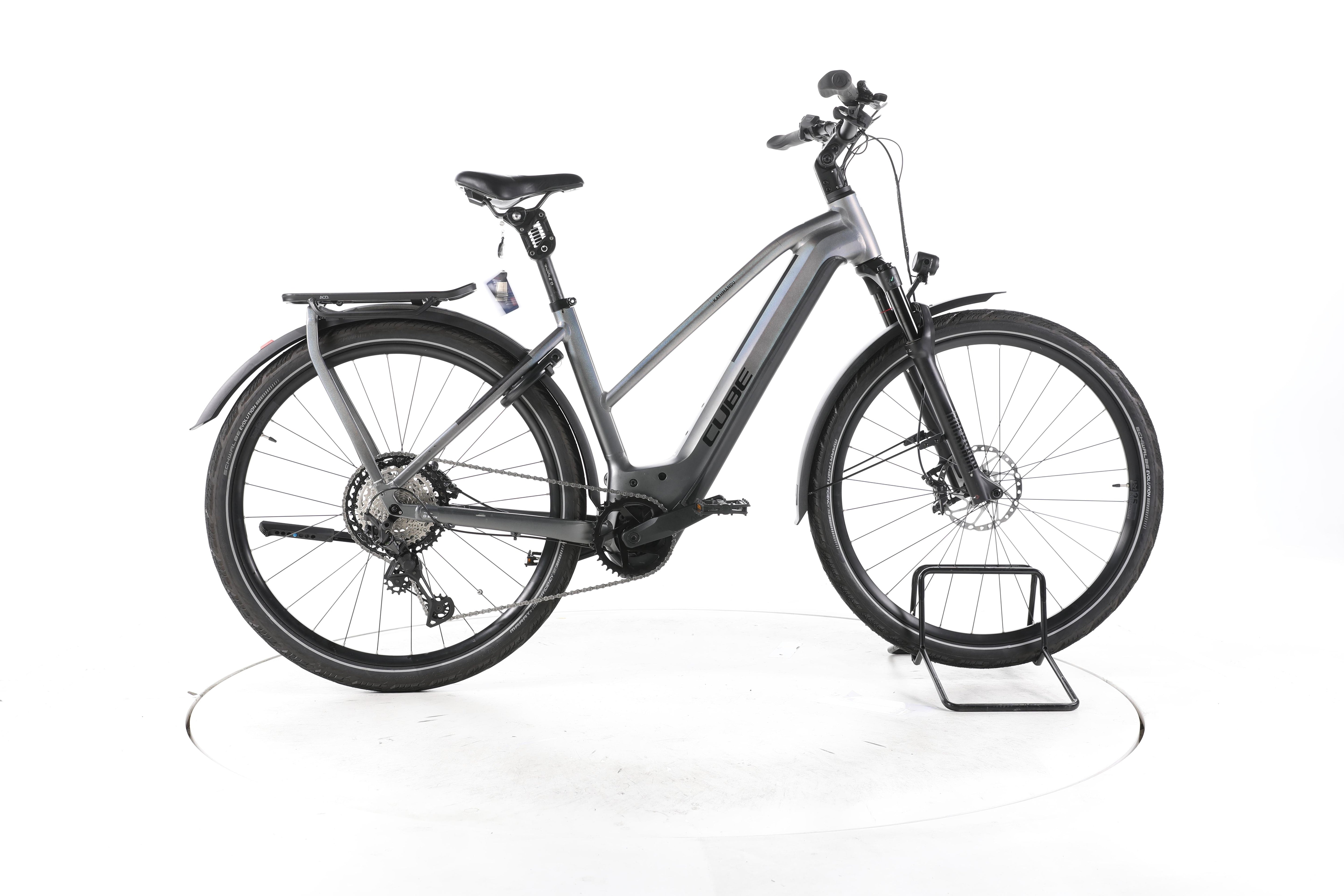 Cube Kathmandu Hybrid SLT Trekking E-Bike - Image 1