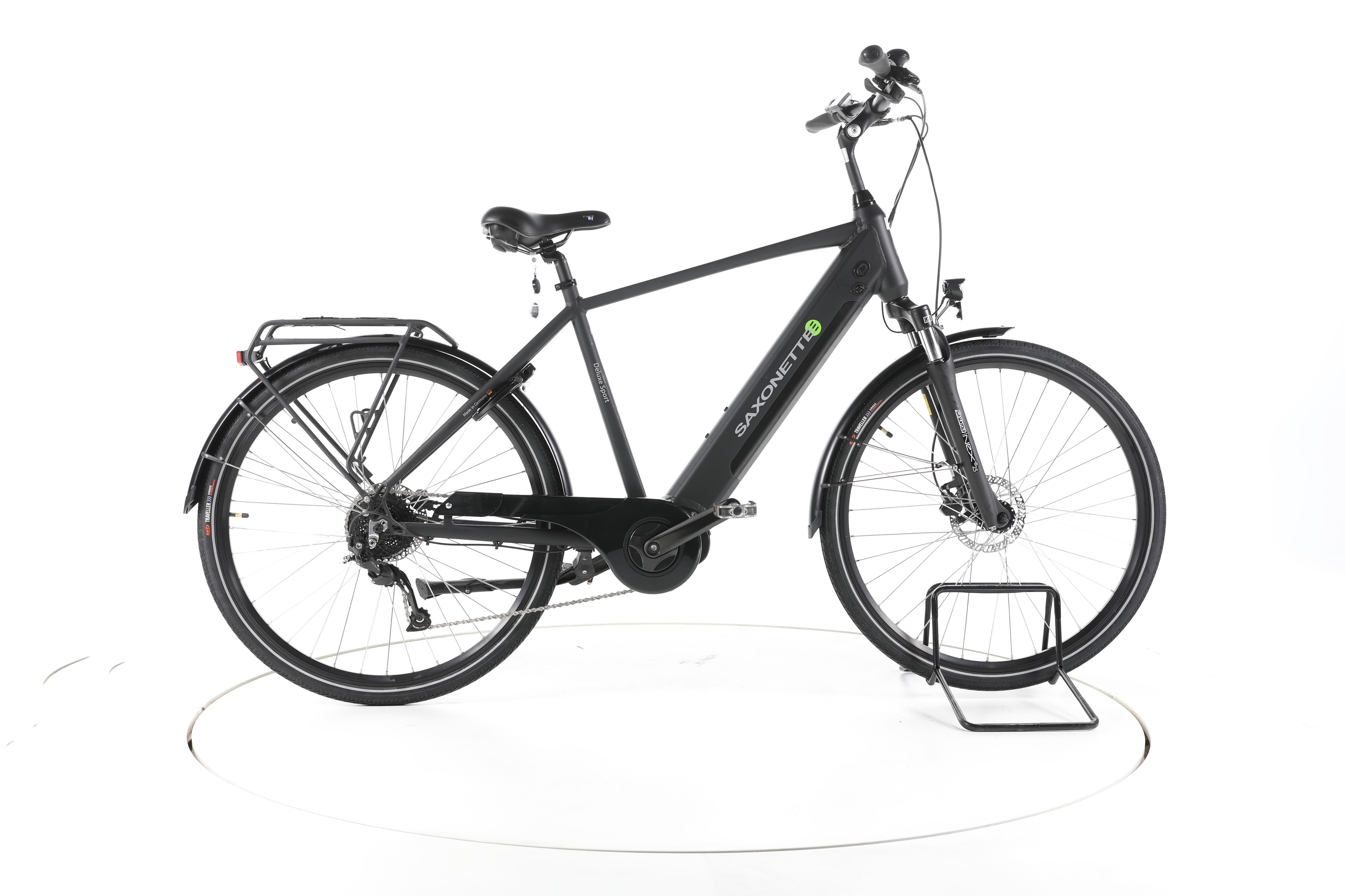Saxonette Deluxe Sport Trekking E-Bike - Image 1