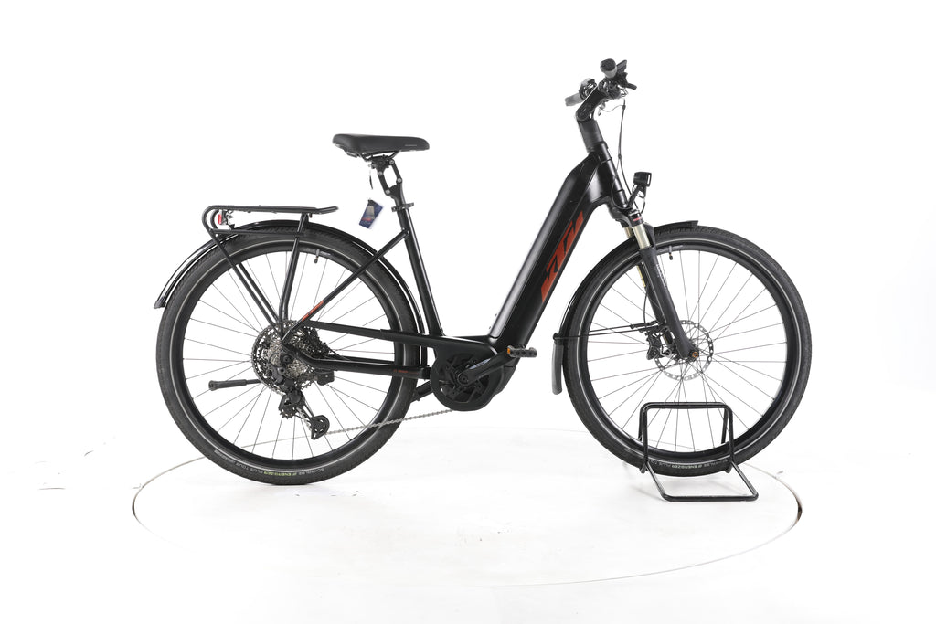 KTM Macina Ultimate XTS Trekking E-Bike Tiefeinsteiger - Image 1