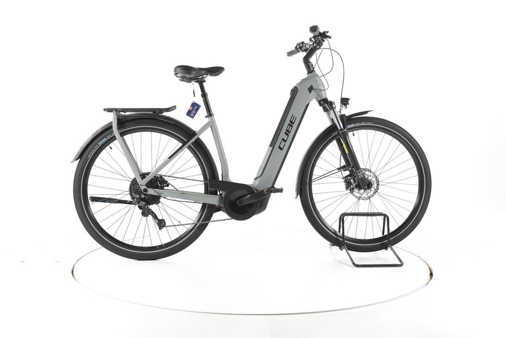 Cube Kathmandu Hybrid ONE Trekking E-Bike Tiefeinsteiger - Image 1